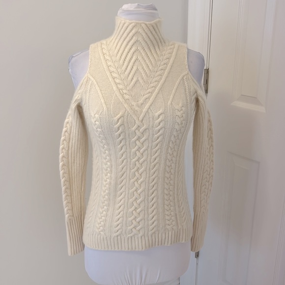 Aqua Cashmere Cream Cableknit Cold Shoulder Sweater - Picture 3 of 7